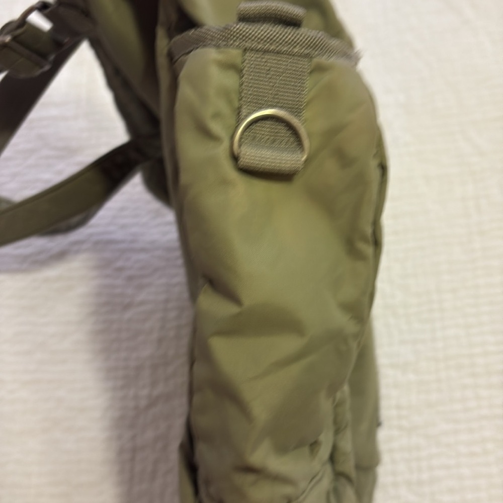 MARU ‘Easy & Relax Life Style’ Multi pocket Utility Zippered Tote Bag. - Picture 5 of 15